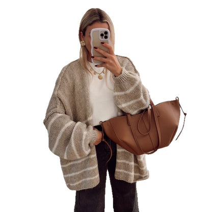 Dames pull long oversized avec design rayé et manches volumineuses Chic und Stil