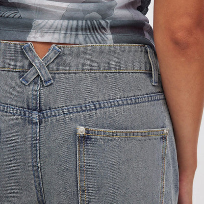 Dames décontractées jeans large avec des détails de volants à la mode Chic und Stil
