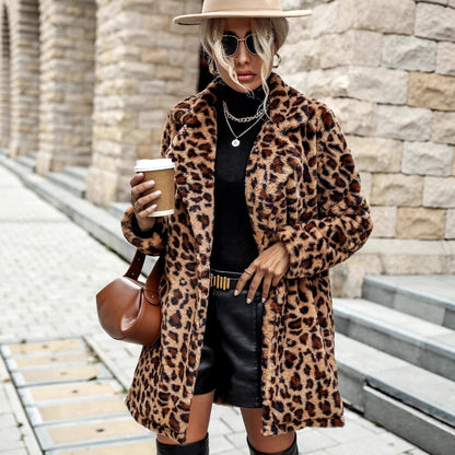 Ladies luxurious leopard print fur jacket Chic and Style