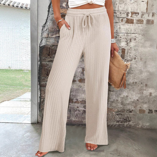 Soft ribbed pants for women with elastic waistband and practical pockets Chic and Style
