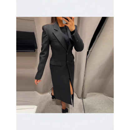 Dames élégant long blazer avec silhouette étroite et détails classiques Chic und Stil