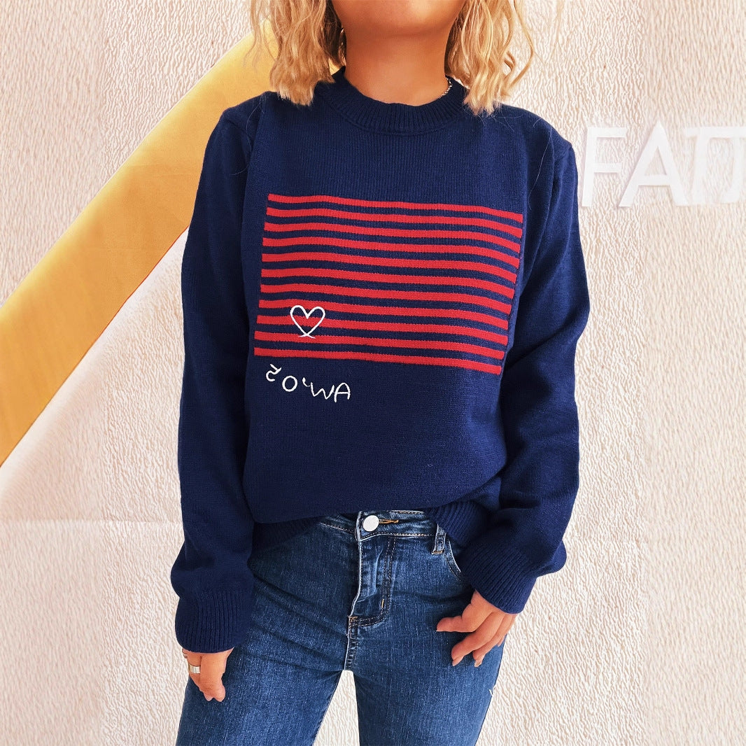 Pull décontracté pour femmes avec design rayé et application en forme de cœur Chic und Stil