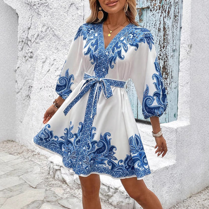 Robe décontractée pour femmes avec broderie festive Chic und Stil