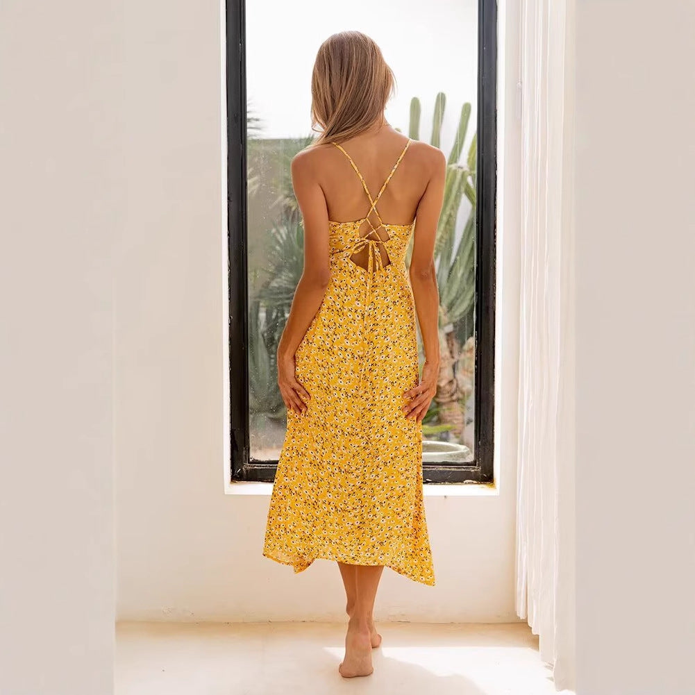 Robe d'été pour femmes avec un joli imprimé floral et des bretelles ludiques Chic und Stil