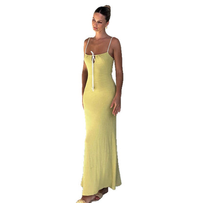 Robe maxi pour femmes avec un délicat design en côtes et un décolleté ajustable Chic und Stil