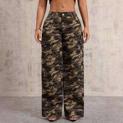Pantalon cargo pour femmes à coupe ample avec motif camouflage et taille haute Chic und Stil