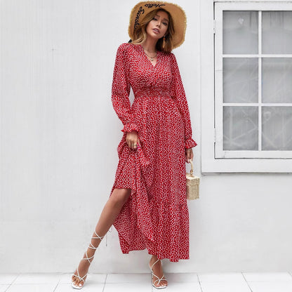 Robe midi femme avec des pois floraux et une jupe évasée Chic und Stil