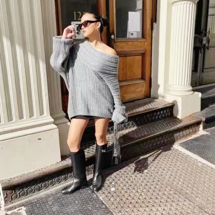 Pull en tricot douillet pour femmes avec un décolleté tendance à épaules dénudées Chic und Stil
