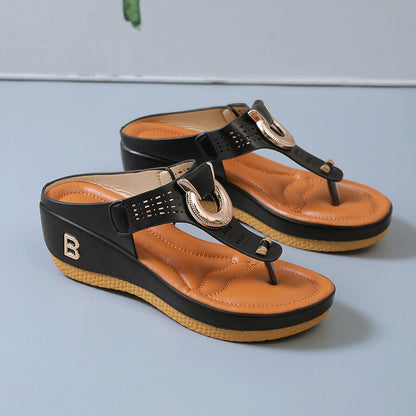 Sandales antidérapantes à plateforme décorative pour femmes Chic und Stil