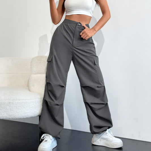 Pantalon cargo pour femmes à coupe large avec poches pratiques Chic und Stil