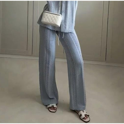 Elegant knit pants for women with structured pattern Chic und Stil