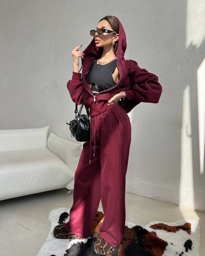 Women Oversized Sports Hoodie and Loose Jogging Pants Chic and Style