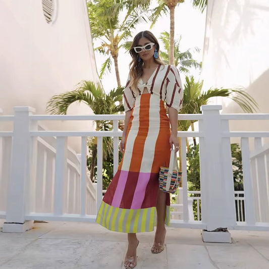 Robe maxi pour femmes avec un motif à rayures captivant et un effet taille féminin Chic und Stil