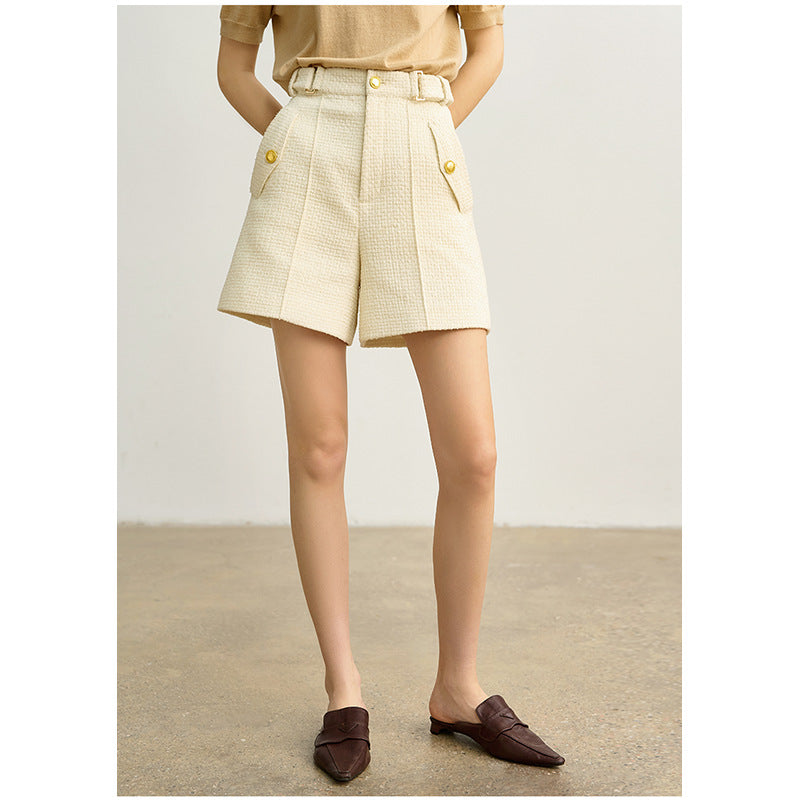 Ensemble de T-shirt brodé décontracté pour femme et de shorts taille haute Chic und Stil