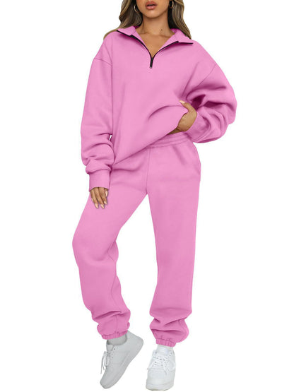 Dames Ensemble de sport à capuche avec un col montant et fermeture éclair Chic und Stil