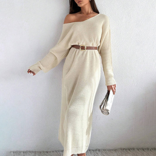 Robe en tricot décontractée pour femmes avec une coupe asymétrique et une ceinture élégante Chic und Stil