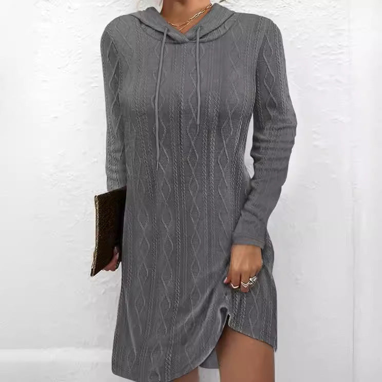 Robe à capuchon pour femmes avec motif en tricot élégant et fente latérale chic Chic und Stil