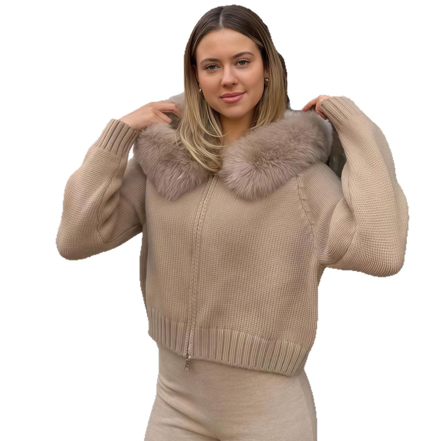 Dames cardigan avec capuche en fausse fourrure Chic und Stil