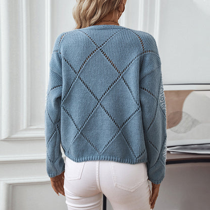 Pull femme à la mode avec un design tricoté élaboré et des éléments scintillants Chic und Stil