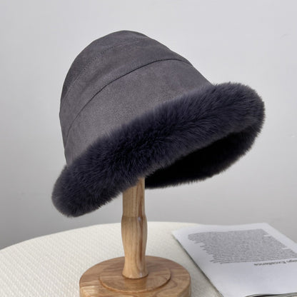 Dames Chaleureux et élégant bonnet en fourrure Chic und Stil