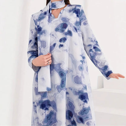 Robe maxi femme avec motif artistique et col montant élégant Chic und Stil