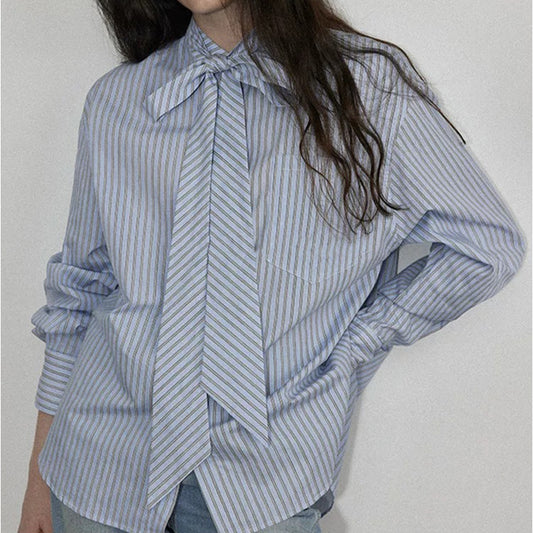 Chemisier élégant à nœud pour femme Chic und Stil