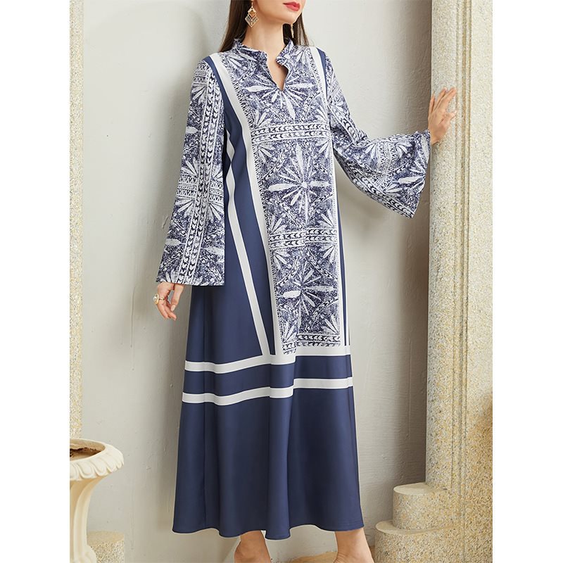 Robe maxi pour femmes avec col montant élégant et manches évasées Chic und Stil