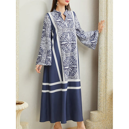 Robe maxi pour femmes avec col montant élégant et manches évasées Chic und Stil