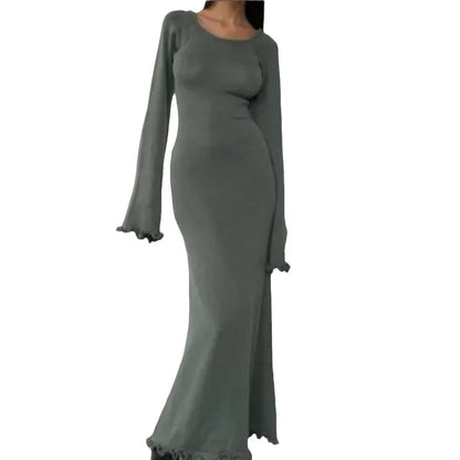 Dames Robe Maxi Élégante avec un Design en Rib Raffiné et des Manches Frangées Chic und Stil