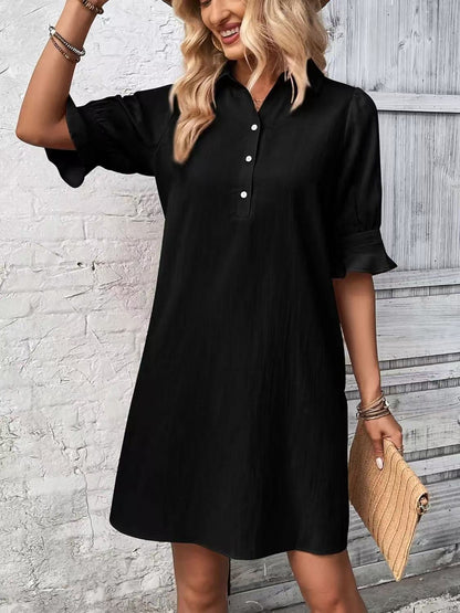 Robe chemise décontractée pour femmes avec manches courtes et poches pratiques Chic und Stil