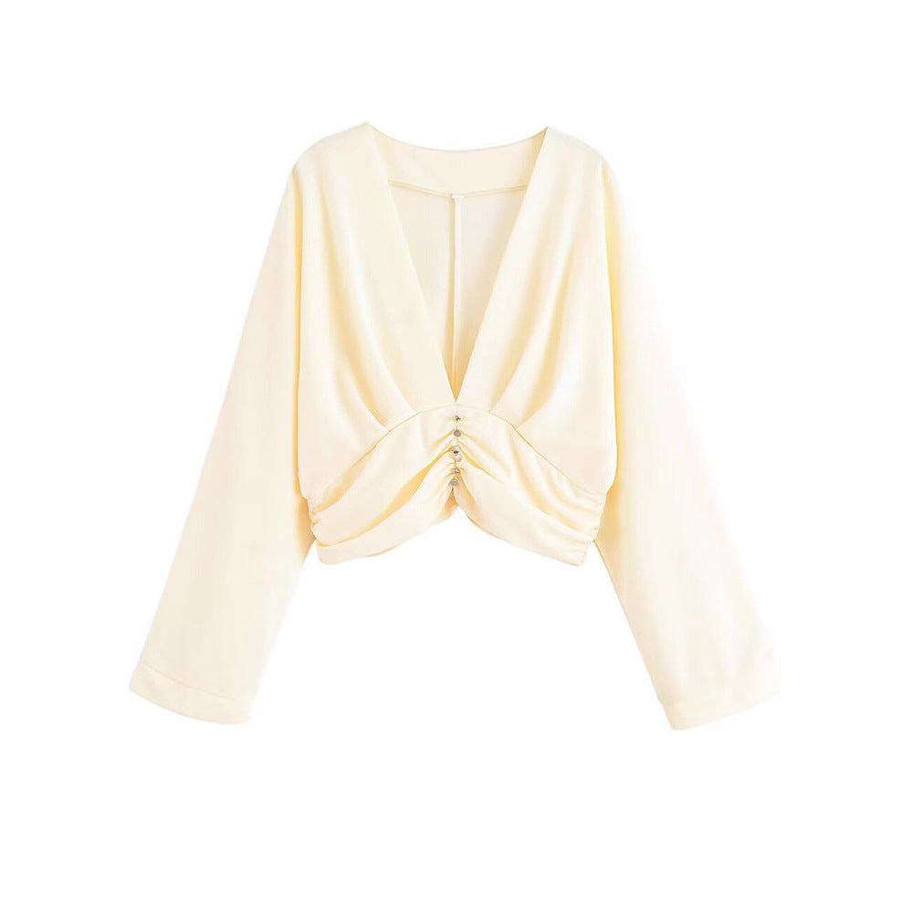 Dames haut élégant avec décolleté en V profond et design de ruché raffiné Chic und Stil