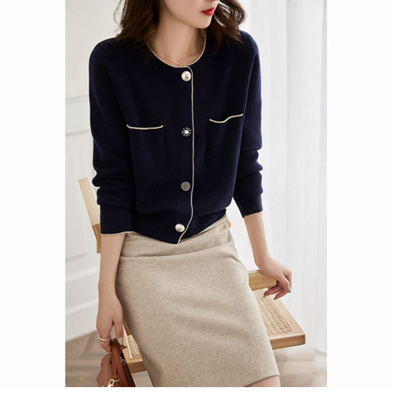 Cardigan ajusté pour femmes avec détails de poches Chic und Stil