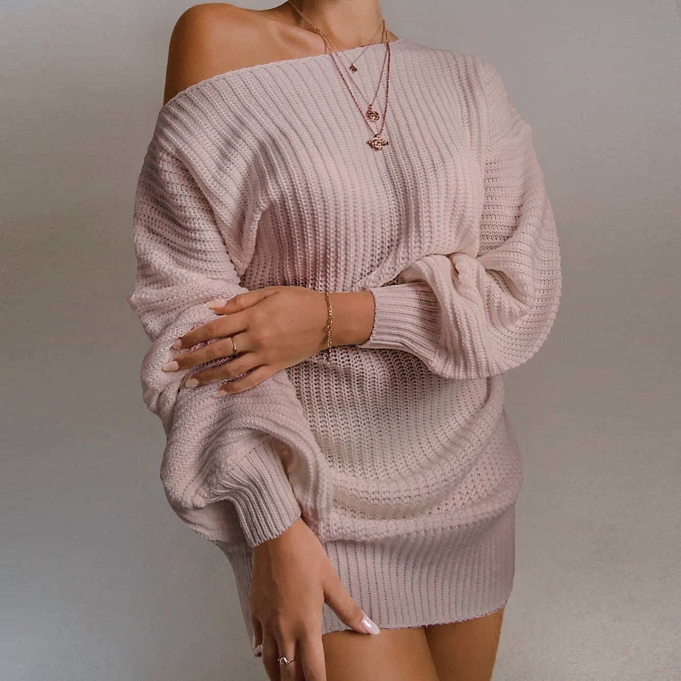 Robe en tricot pour femmes avec design sans épaules et manches volumineuses Chic und Stil