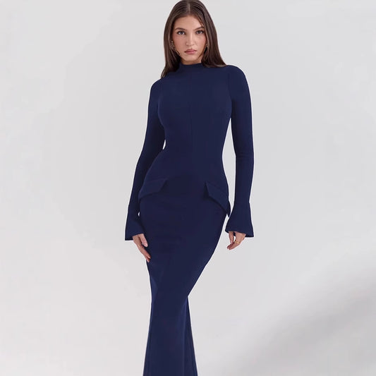 Femme Robe longue élégante et ajustée à manches longues avec un design moderne Chic und Stil