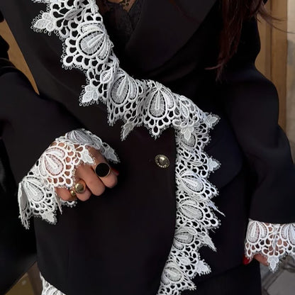 Dames élégante salopette avec accents en dentelle Chic und Stil