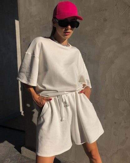 Women Comfortable Loungewear Set with Oversized Top and Loose Shorts Chic and Style