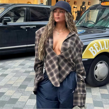 Chemisier oversized à carreaux pour femmes avec décolleté en V profond et coupe décontractée Chic und Stil