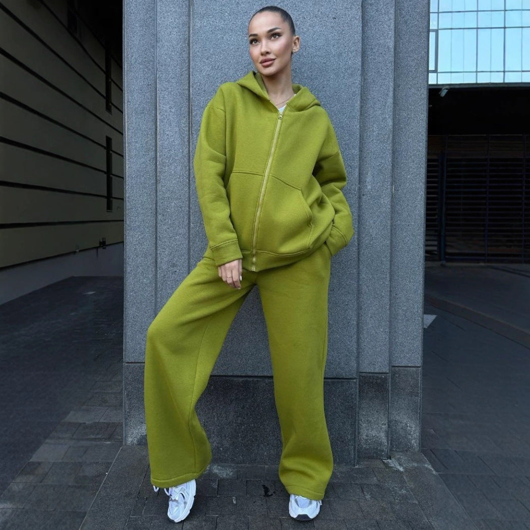 Women's sporty hoodie set with a loose fit and comfortable jogger pants Chic und Stil