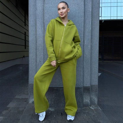 Women's sporty hoodie set with a loose fit and comfortable jogger pants Chic und Stil