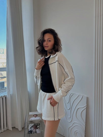 Short sports set for women with hoodie and elastic shorts Chic and Style