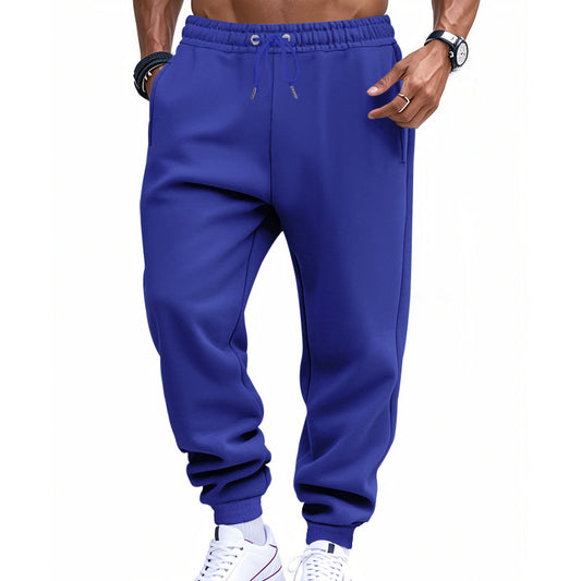 Comfortable sports pants for men with elastic waistband and practical side pockets Chic and Style