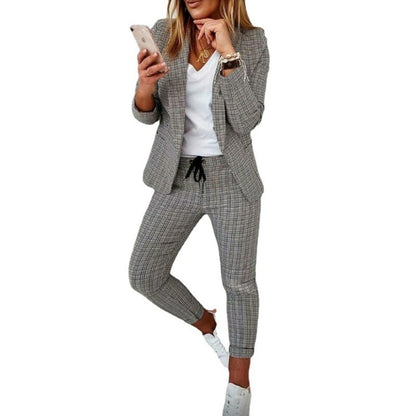 Chic and Style women's blazer and pants set