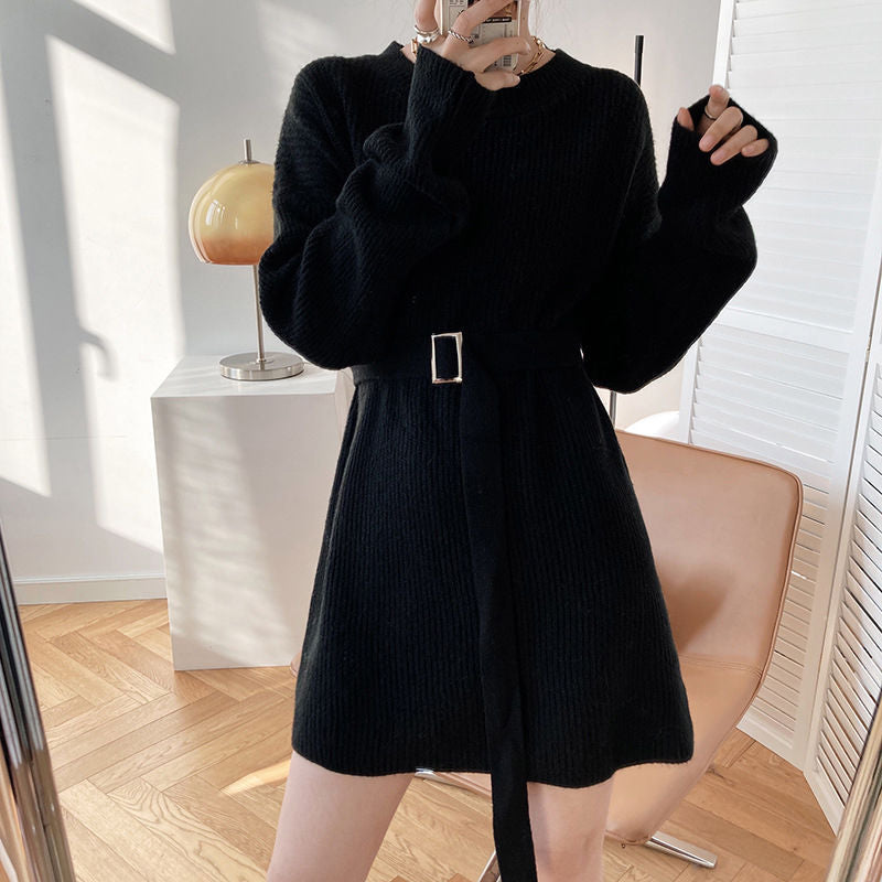 Pull en maille à la mode pour femmes avec ceinture Chic & Stil