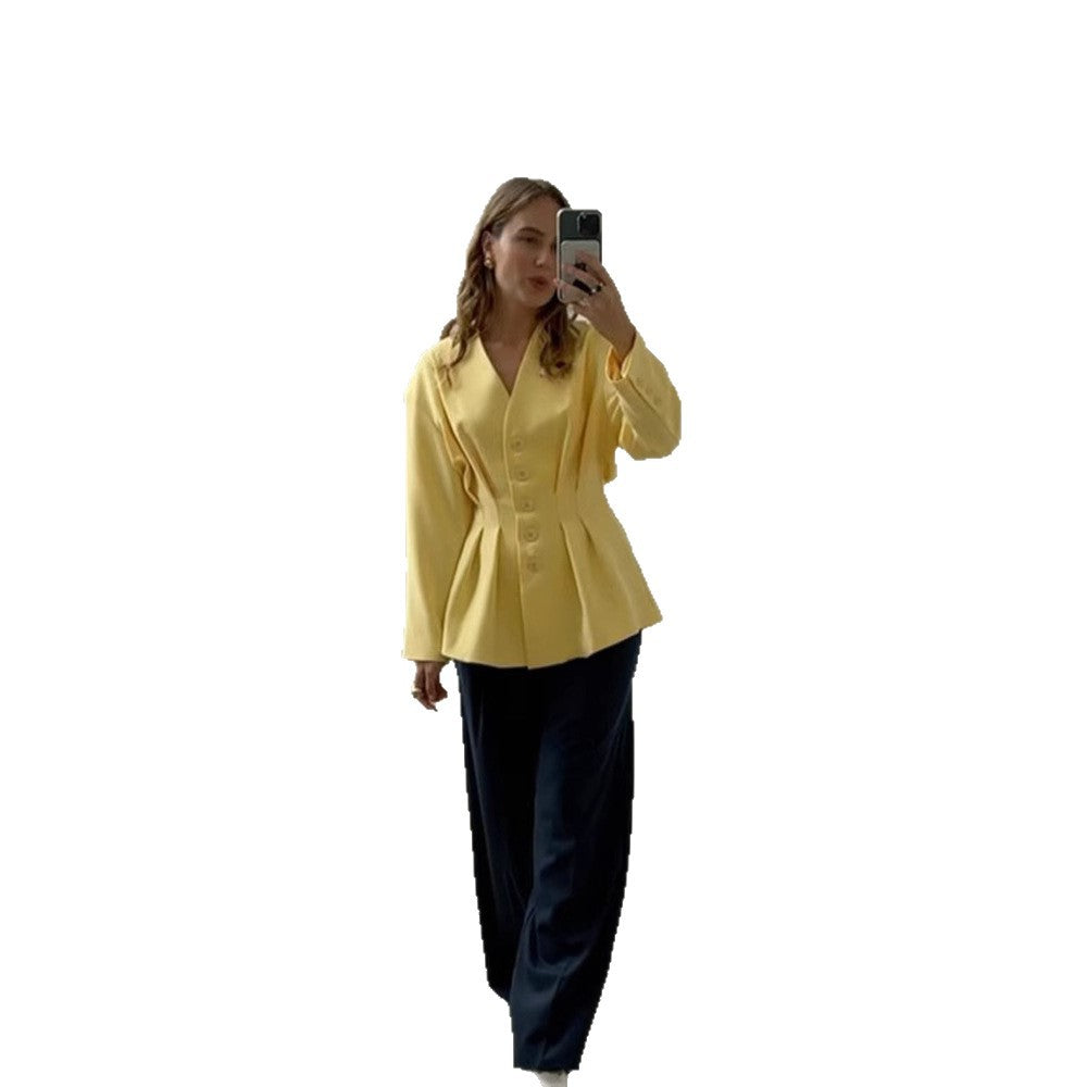 Blazer pour femmes avec une coupe cintrée et des détails de bouton élégants Chic und Stil