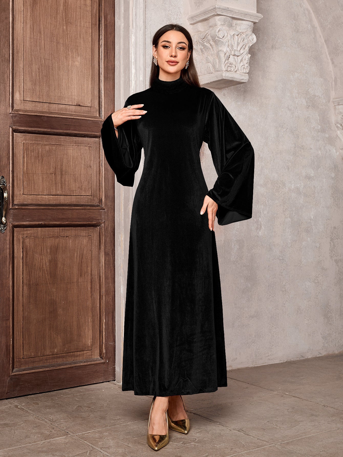 Robe maxi cintrée pour femmes en velours luxueux avec des manches volumineuses Chic und Stil