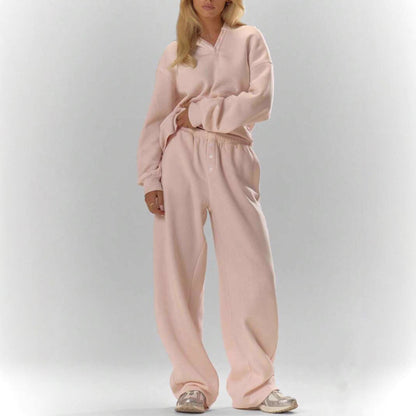 Oversized hoodie set for women and loose jogging pants Chic and Style
