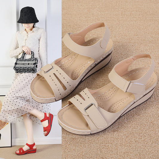 Sandales compensées de confort réglables pour femmes Chic und Stil