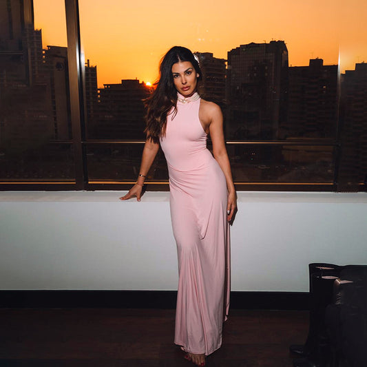 Robe maxi à dos nu pour femmes avec des détails ornés Chic und Stil