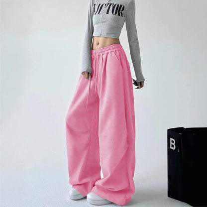 Wide sweatpants for women with elastic waistband and relaxed fit Chic and Style