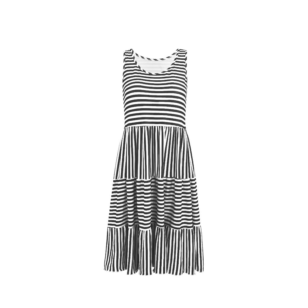 Robe d'été à rayures pour femmes avec un ourlet volant volumineux Chic und Stil